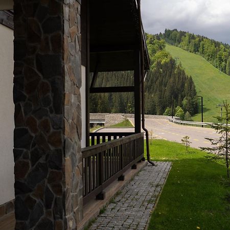 Mal'Ovanka Bukovel Extérieur photo